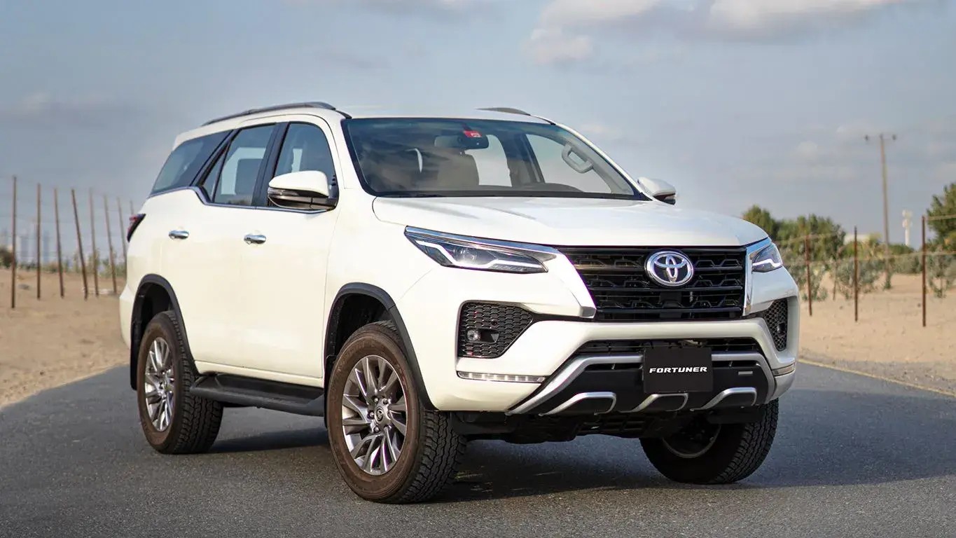 أقوى عروض تمويل سيارات في السعودية .. اشتري أرخص سيارة Toyota Fortuner تويوتا فورتشنر 2022 بقسط بسيط وبدون مقدم